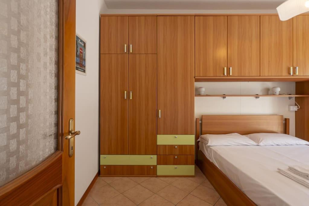 Youhosty - Zuretti42 Apartment Milano Ngoại thất bức ảnh